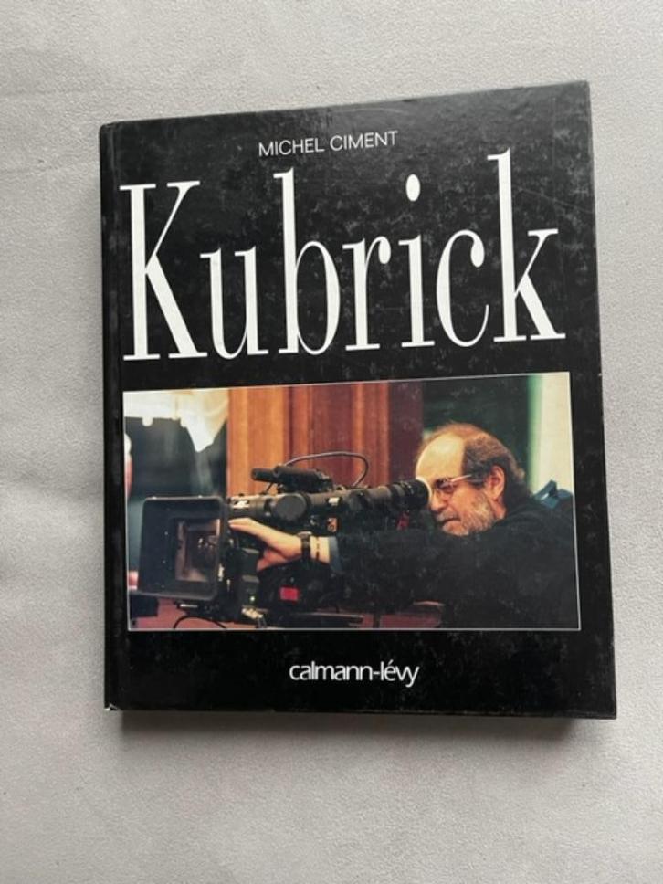Kubrick édition définitive  9782702130254, Boeken, Film, Tv en Media, Zo goed als nieuw, Film- of Tv-bewerking, Ophalen
