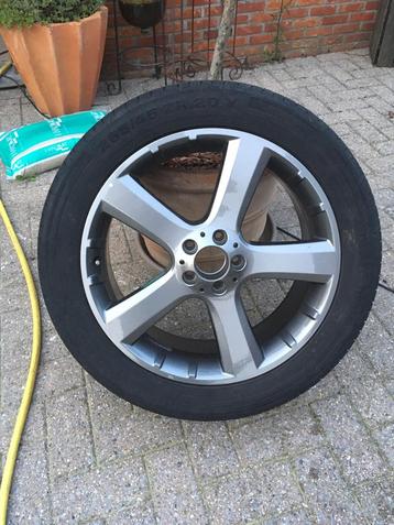 Reserve wiel Ml –Gle gelijk nieuw beschikbaar voor biedingen