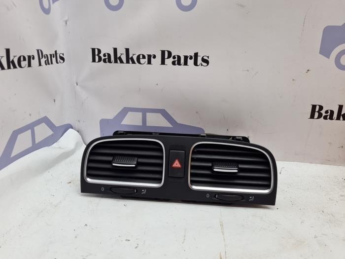 Luchtrooster Dashboard van een Volkswagen Golf, Auto-onderdelen, Dashboard en Schakelaars, Volkswagen, Gebruikt, 3 maanden garantie