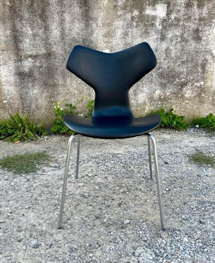 „Grand Prix” stoel van Arne Jacobsen voor Fritz Hansen, 1960, Huis en Inrichting, Stoelen, Gebruikt, Eén, Leer, Metaal, Zwart