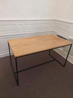 Houten tafel/bureau met zwart onderstel, Huis en Inrichting, Tafels | Eettafels, Ophalen, Zo goed als nieuw