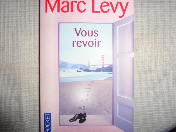 pockets FR de Marc Levy (4 exemplaires), Boeken, Taal | Frans, Gelezen, Fictie, Ophalen of Verzenden