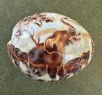 Coquillage gravé avec des éléphants, Ophalen of Verzenden, Zo goed als nieuw, Wild dier, Overige typen