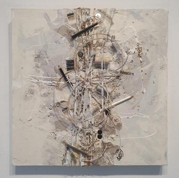 Jolie peinture originale avec divers collages beschikbaar voor biedingen