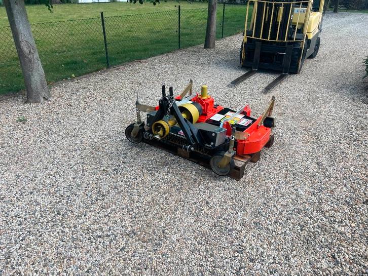 Muratori MR 120 Frontmaaier / Front Cirkelmaaier voor Minitr, Zakelijke goederen, Landbouw | Werktuigen, Overige, Oogstmachine