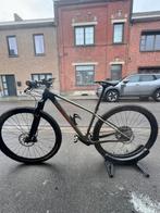 orbea alma cadre carbone tres bon etat generale + pneu neuf, VTT semi-rigide, Enlèvement, Utilisé, Hommes