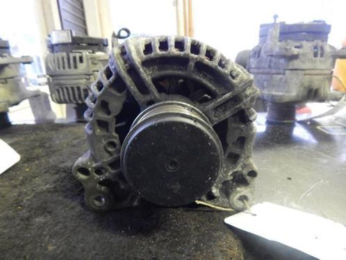Dynamo van een Volkswagen Golf, Auto-onderdelen, Motor en Toebehoren, Volkswagen, Gebruikt, 3 maanden garantie, Ophalen of Verzenden