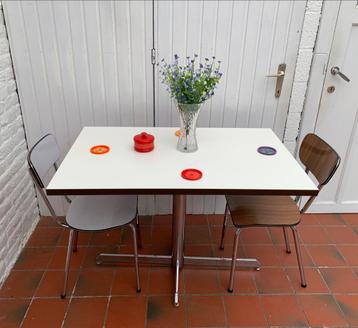 Table a manger vintage, Enlèvement, Utilisé