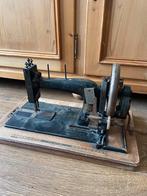 Machine à coudre ancienne, Antiquités & Art, Antiquités | Machines à coudre, Enlèvement