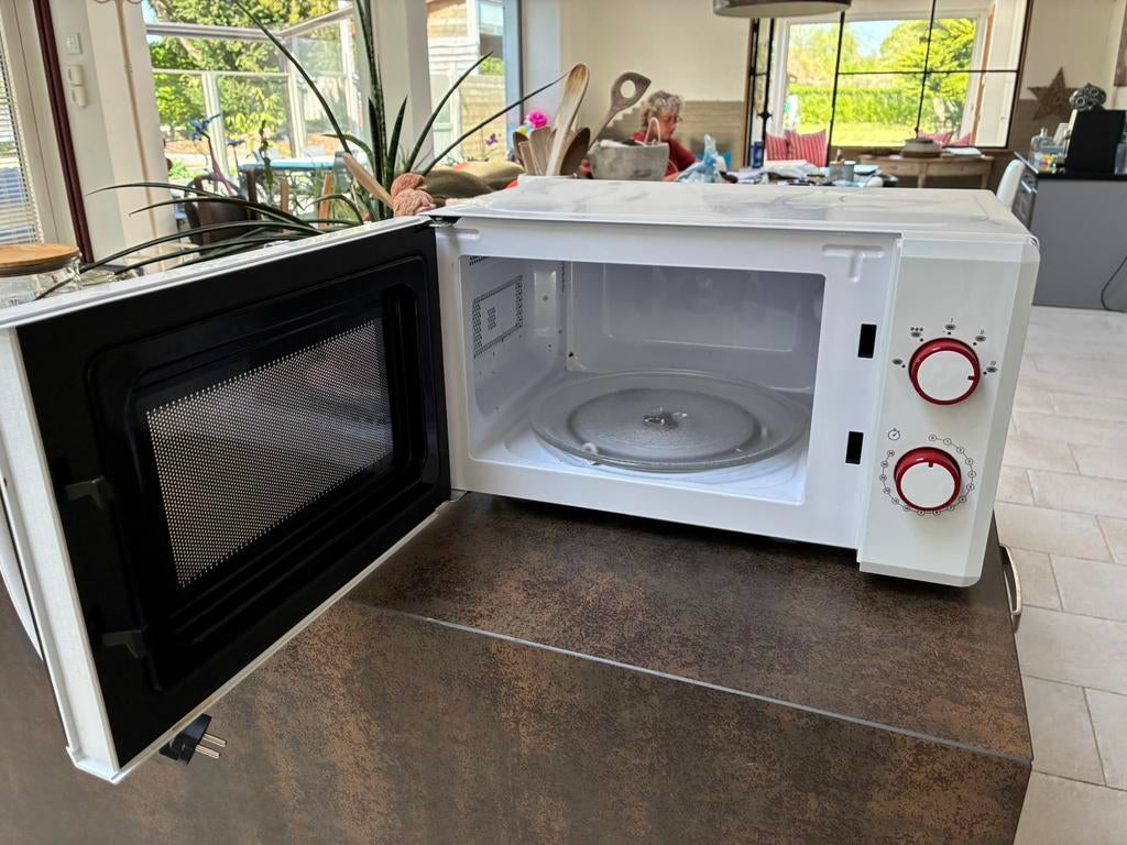 Microgolfoven Moulinex, Elektronische apparatuur, Microgolfovens, Ophalen, Zo goed als nieuw, Microgolfoven