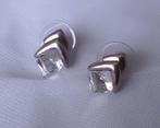 oorknopjes zilver met witte kristalkubus, Bijoux, Sacs & Beauté, Boucles d'oreilles, Enlèvement ou Envoi, Argent, Neuf, Puces ou Clous