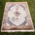 Mooi Iraans tapijt, Ophalen