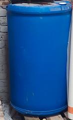 FÛT DE 200 LITRES D' ADBLUE POUR MOTEURS DIESEL., Enlèvement