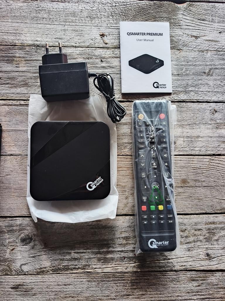 QSmarter Premium Android TV Box 4K — avec télécommande, TV, Hi-fi & Vidéo, Décodeurs & Enregistreurs à disque dur, Comme neuf