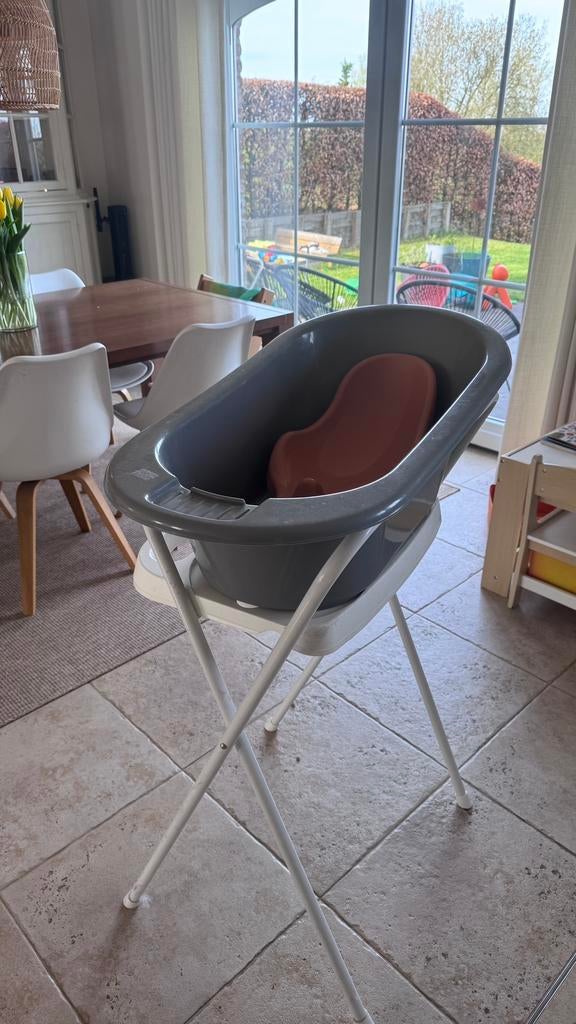 Baignoire bébé Bébé-Jou + support + réhausseur – set complet, Enlèvement ou Envoi, Comme neuf, Baignoire, Bébé-jou