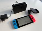 Nintendo Switch 1, Games en Spelcomputers, Spelcomputers | Nintendo Switch, Ophalen, Gebruikt, Met 3 controllers of meer, Switch Original