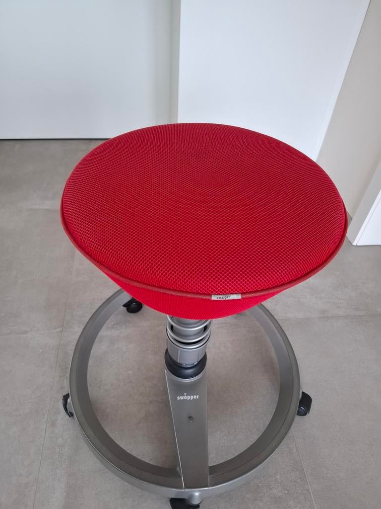 Ergonomische bureaustoel Swopper Air mesh te koop, Ophalen, Ergonomisch, Rood, Bureaustoel