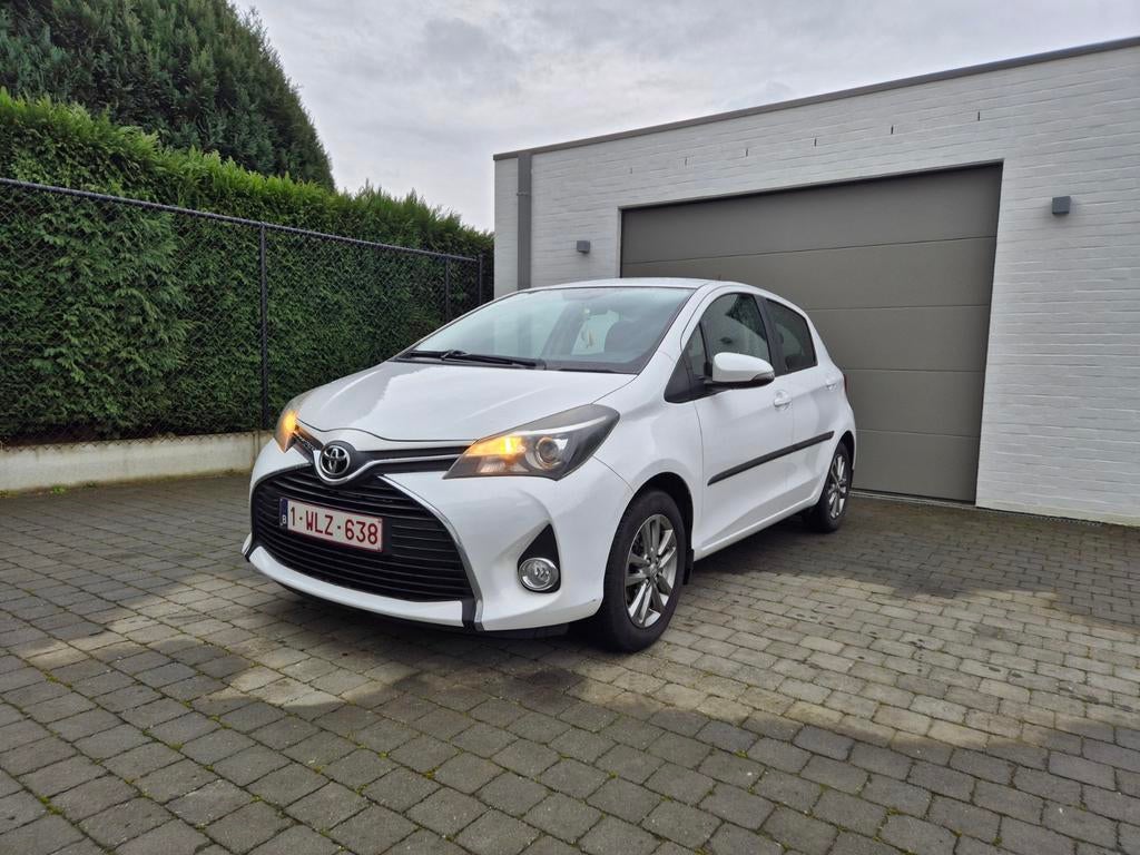 Toyota Yaris 1.33 VVT-i, Auto's, Toyota, Particulier, Yaris, Achteruitrijcamera, Airbags, Airconditioning, Alarm, Bluetooth, Centrale vergrendeling