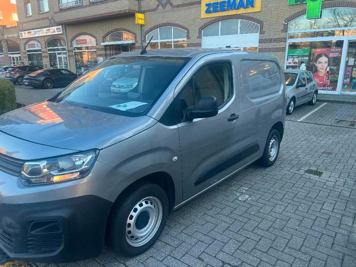 Berlingo 1.5 Hdi, 157000 km, Euro 6d., Autos, Citroën, Particulier, Berlingo, ABS, Airbags, Alarme, Bluetooth, Ordinateur de bord