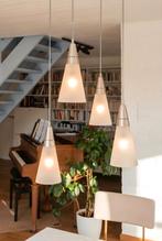 Tijdloze design hanglamp set – mat glas & metaal, Huis en Inrichting, Ophalen, 50 tot 75 cm, Zo goed als nieuw, Glas