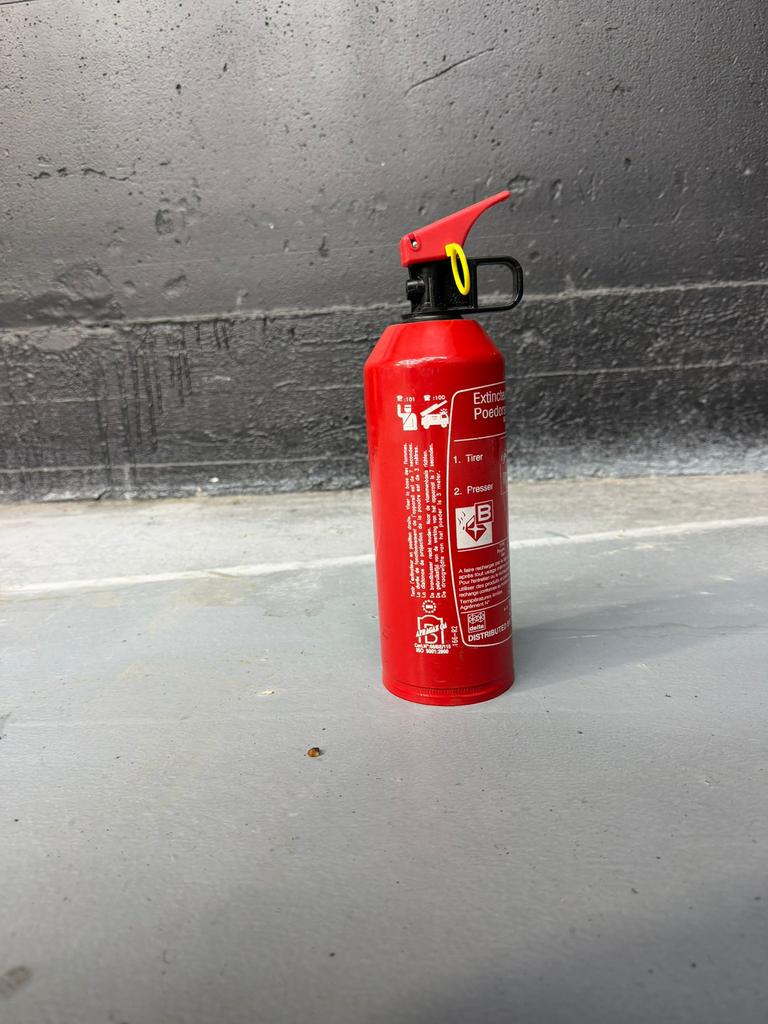 Brandblussers, Ophalen, Zo goed als nieuw