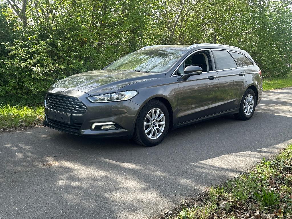 Ford Mondéo Stationwagen, Argent ou Gris, Achat, Euro 6, 1504 kg