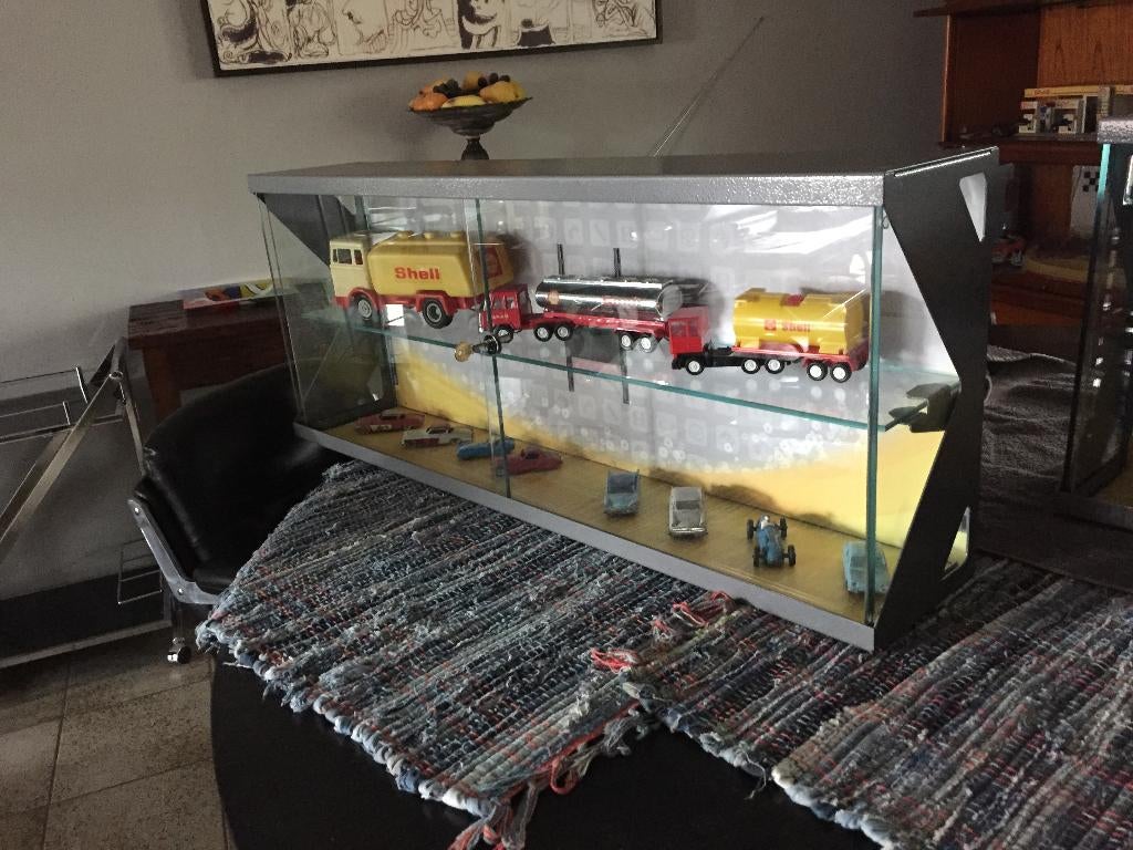 Degelijke vitrinekasten . 100 x 40 x 19 cm . In goede staat, Ophalen, 50 tot 100 cm, Glas, Minder dan 25 cm