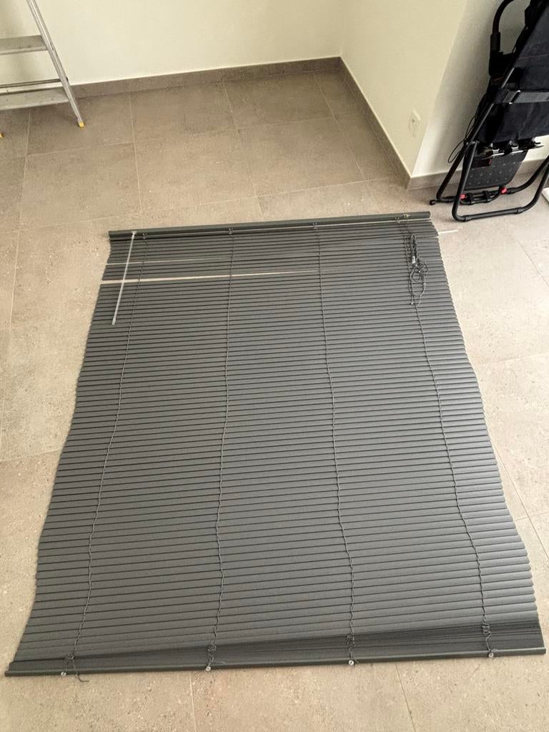 Horizontale lamellen, Ophalen, Gebruikt, 150 tot 200 cm, Grijs