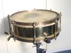 Tambour à caisse ancienne en laiton 13,7x4,5" vintage, Musique & Instruments, Enlèvement ou Envoi, Comme neuf, Tambour