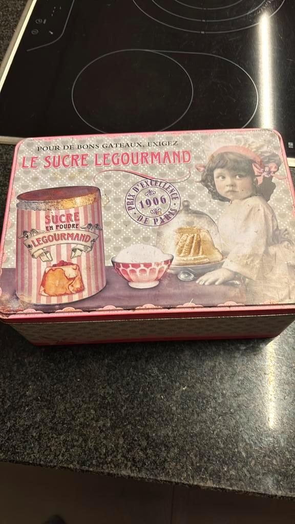 Blikken doos (doos 57), Verzamelen, Blikken, Zo goed als nieuw, Ophalen