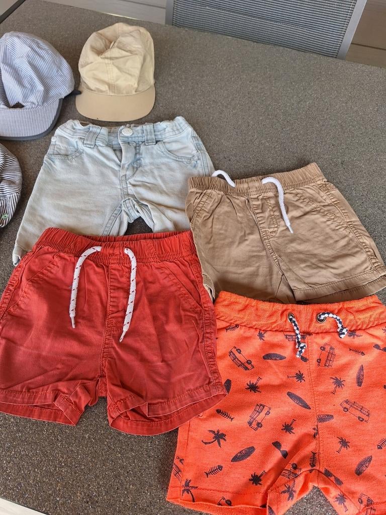 Shorts 86, petjes, Kinderen en Baby's, Babykleding | Maat 86, Ophalen