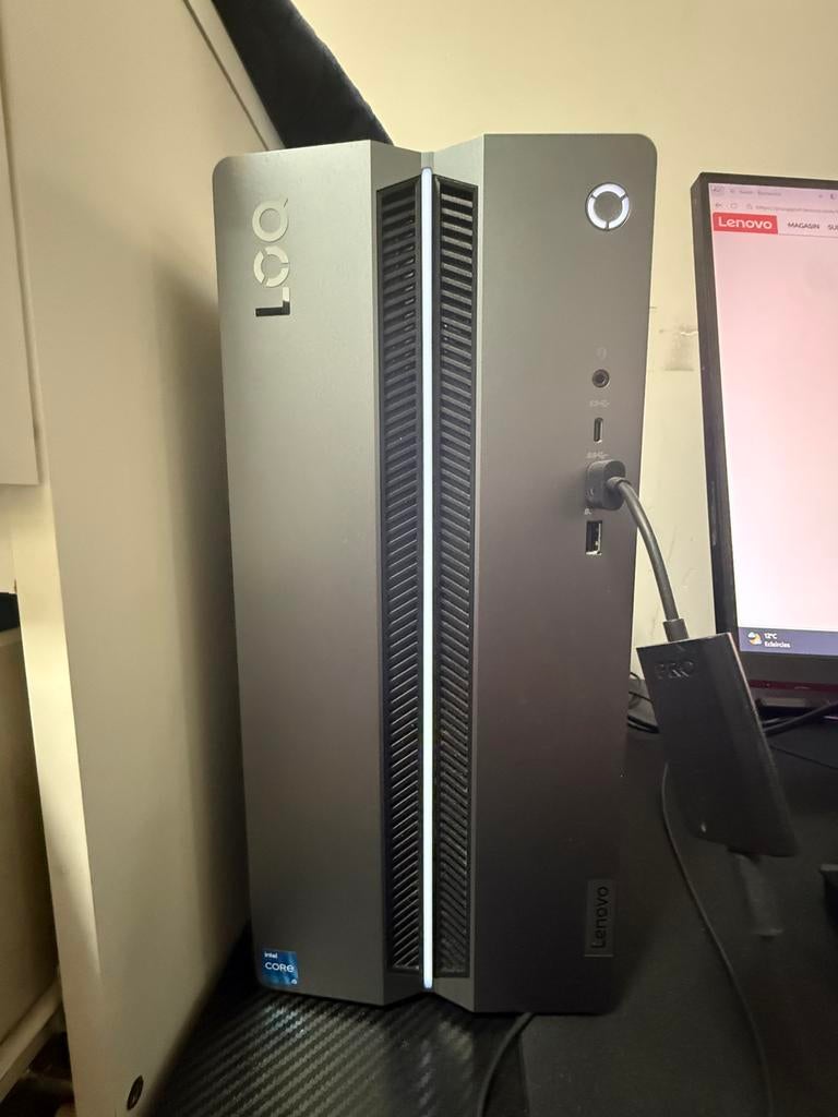NIEUWE Lenovo LOQ TOWER-GAMING-PC, Computers en Software, Ophalen, Zo goed als nieuw