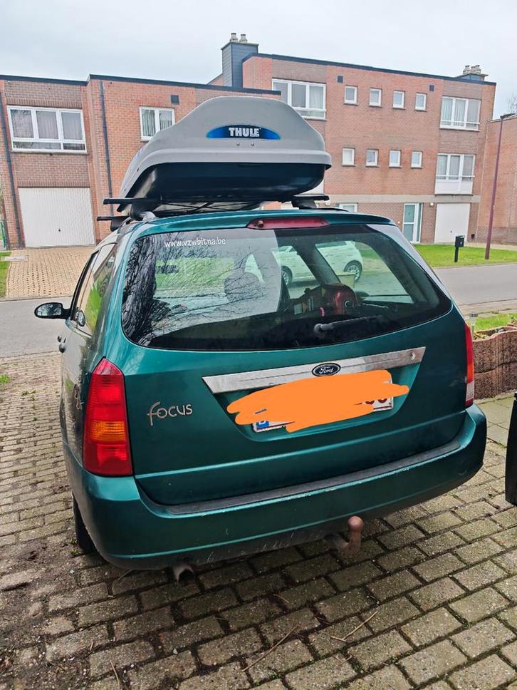 Ford Focus 1.8 benzine. 152206 km, Autos, Ford, Particulier, Focus, Attache-remorque, Essence, Enlèvement