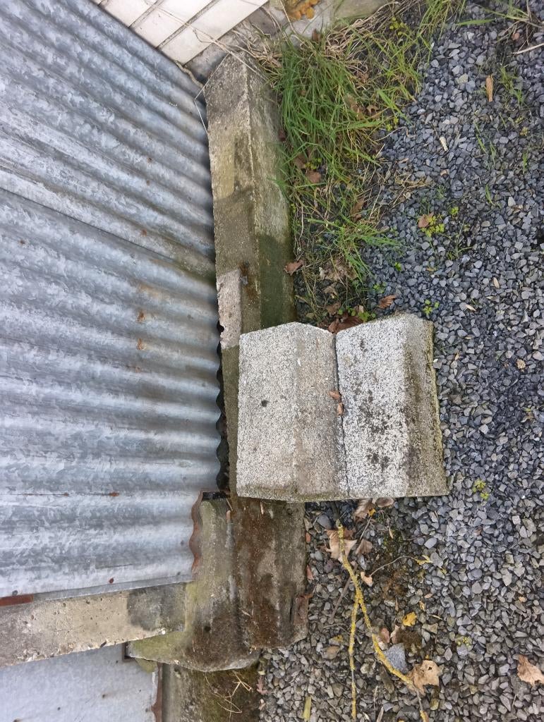 Béton, pavés, blocs, dalles, Enlèvement, Utilisé, Béton, Briques