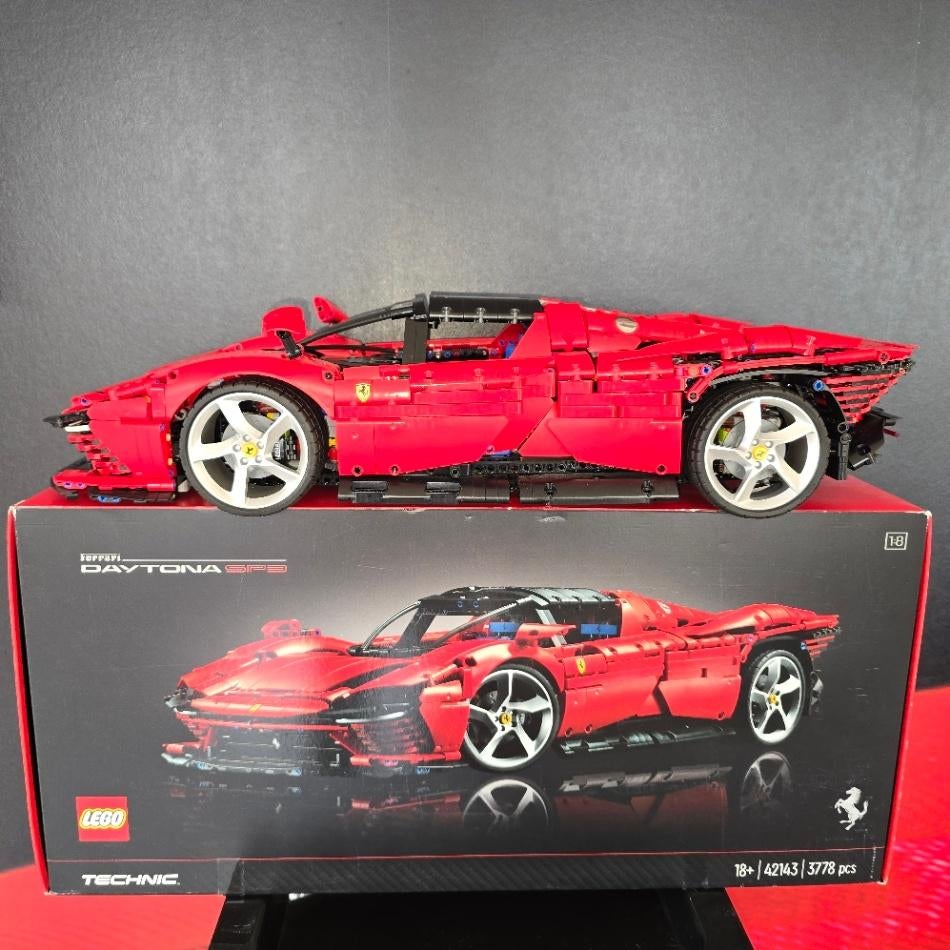 lego Ferrari Daytona - gebouwd + plexi showcase, Kinderen en Baby's, Speelgoed | Duplo en Lego, Ophalen, Inclusief doos, Lego