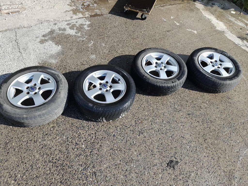 Vente de jantes pour Volvo V50  de 2011., Volvo