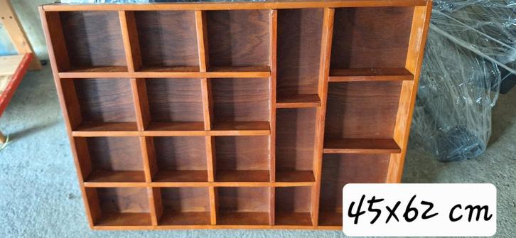 Armoires en bois 18 compartiments 45x62cm, Huis en Inrichting, Kasten | Lockerkasten, Zo goed als nieuw, Ophalen