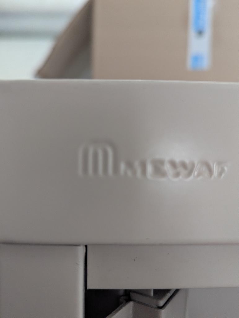 hoge roldeurkast MEWAF, Huis en Inrichting, Kasten | Roldeurkasten en Archiefkasten, Ophalen, Gebruikt, 100 tot 150 cm, Mewaf