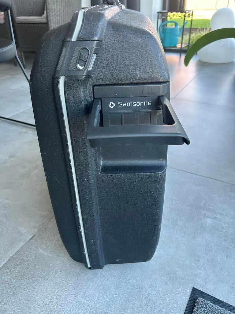 Valise Samsonite 2 roues avec code, Enlèvement, Comme neuf, Roulettes