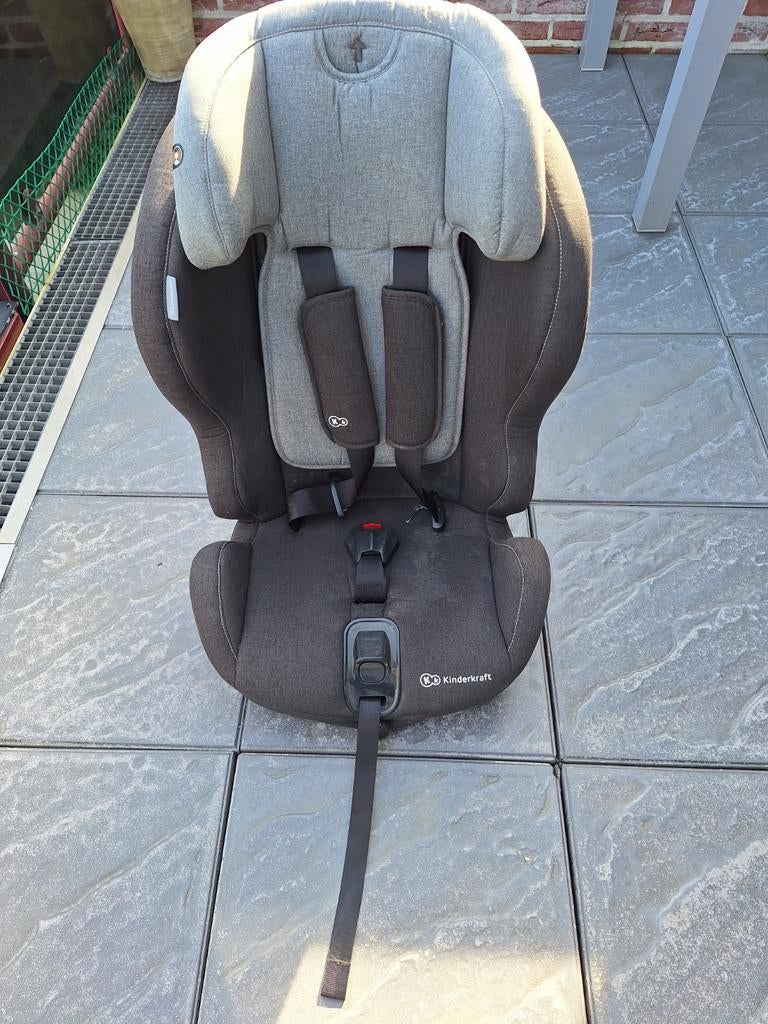 Kinderstoel voor auto, Kinderen en Baby's, Autostoeltjes, Ophalen