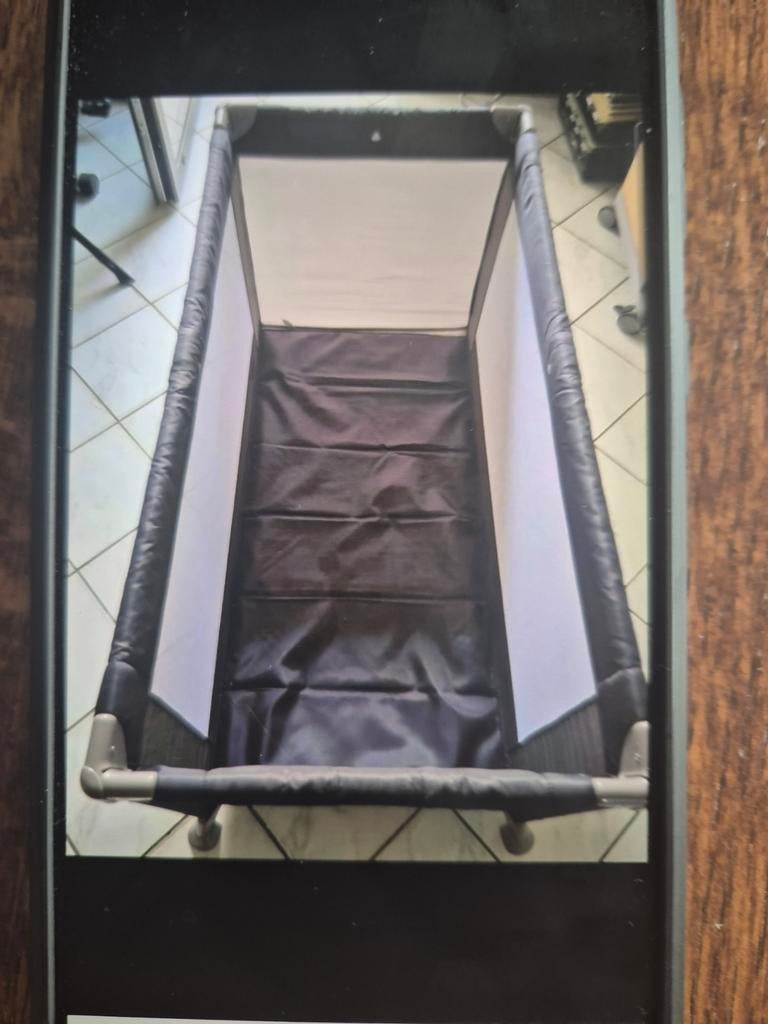 Lit parapluie avec matelas  Chicco, Enfants & Bébés, Berceaux & Lits, Enlèvement