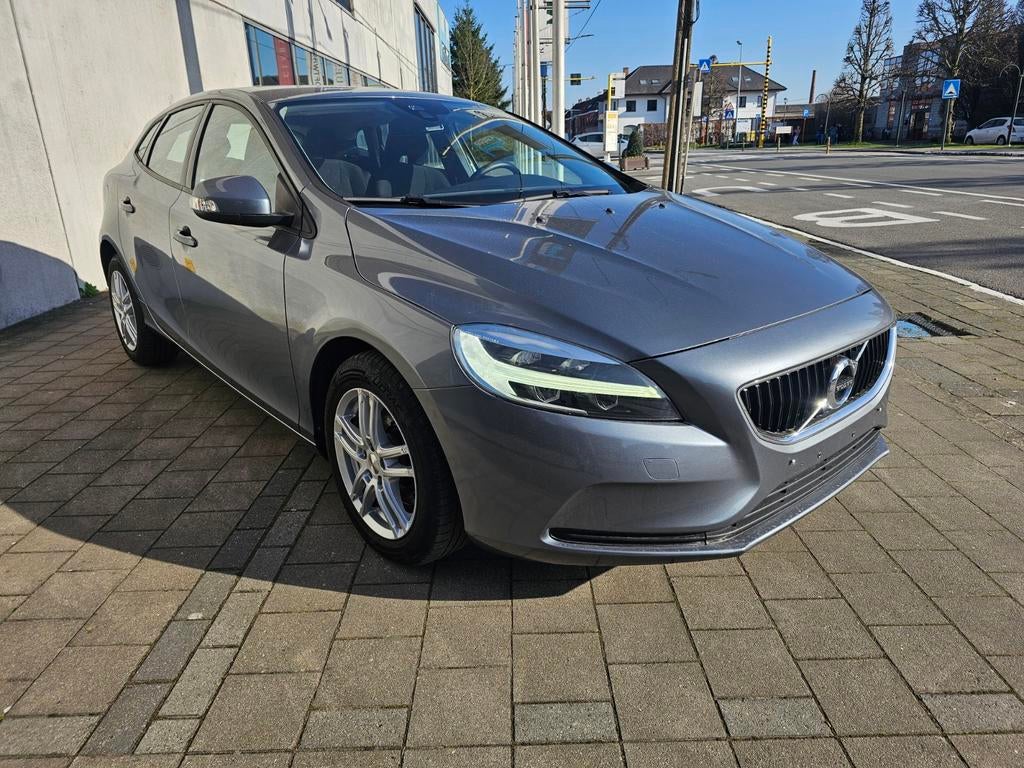 Volvo V40 T2 benzine, Auto's, 1998 cc, Euro 6, 4 cilinders, 5 deurs