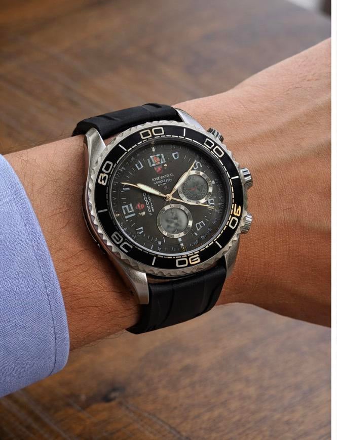 Montre homme luxe NEUVE, Bijoux, Sacs & Beauté, Autres marques, Enlèvement ou Envoi, Autres matériaux, Autres matériaux