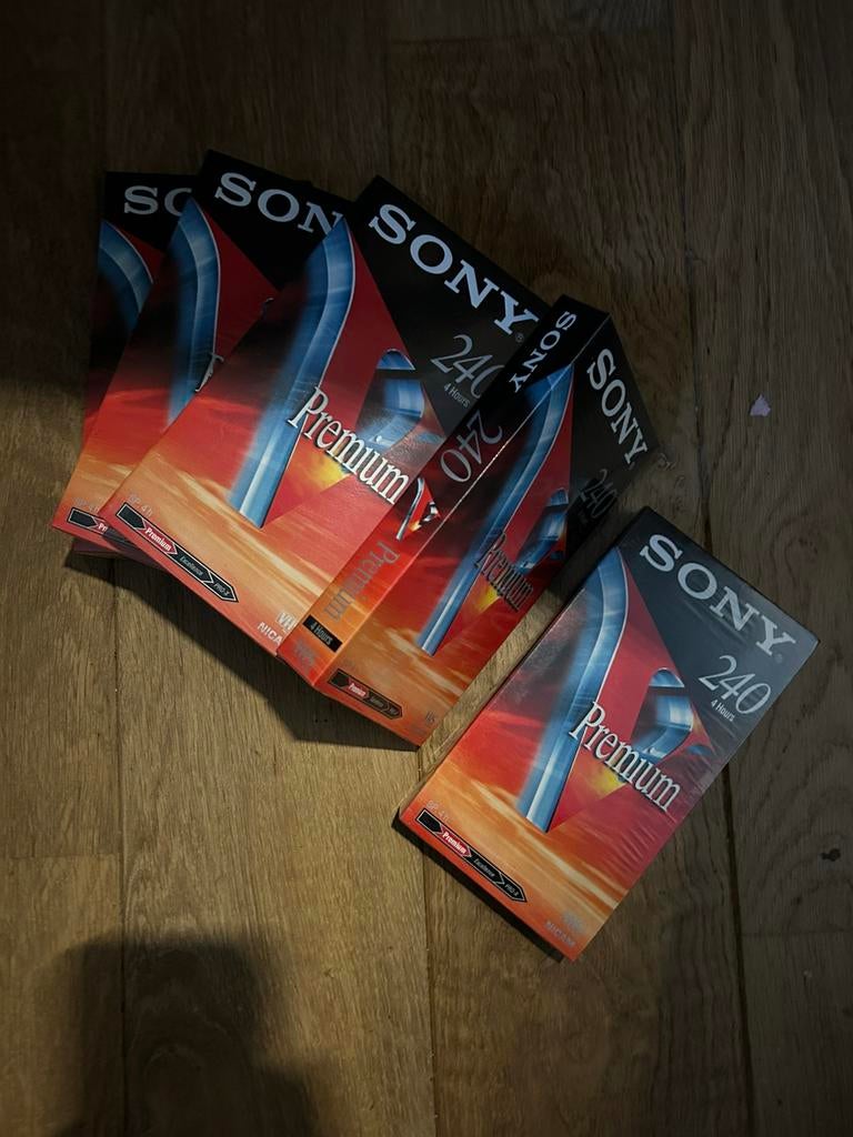 Lot de cassettes VHS neuves encore dans emballage d origine, Enlèvement ou Envoi