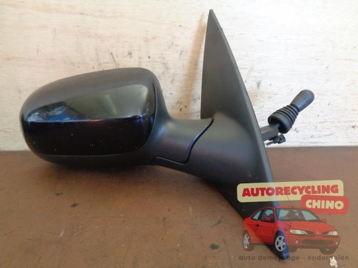 Rétroviseur extérieur droit d'un Opel Corsa, Autos : Pièces & Accessoires, Rétroviseurs, Opel, Utilisé, 3 mois de garantie, Enlèvement ou Envoi