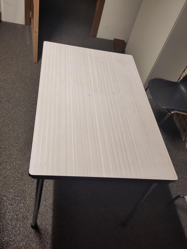 Uitschuifbare formica tafel (vintage), Huis en Inrichting, Tafels | Eettafels, Ophalen