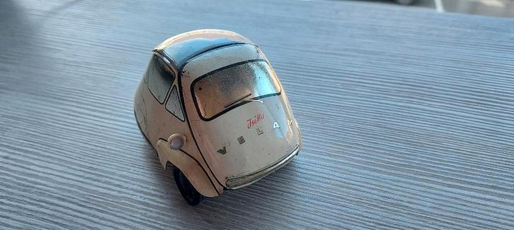 uitverkoop oude speelgoed Isetta, nu aan 35 euro, Antiek en Kunst, Antiek | Speelgoed, Verzenden