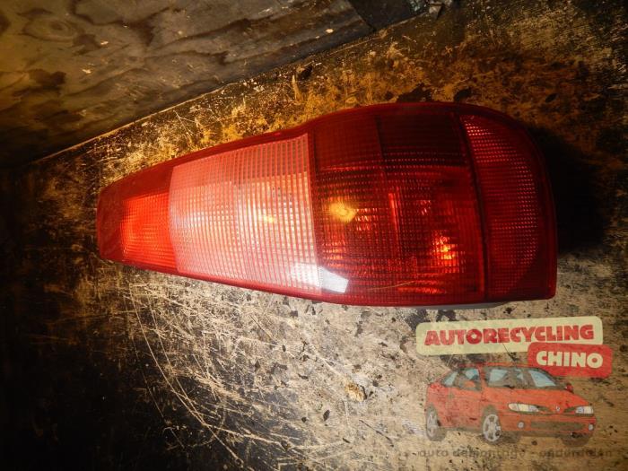 Feu arrière droit d'un Fiat Punto, -, 3 mois de garantie, Utilisé, Fiat