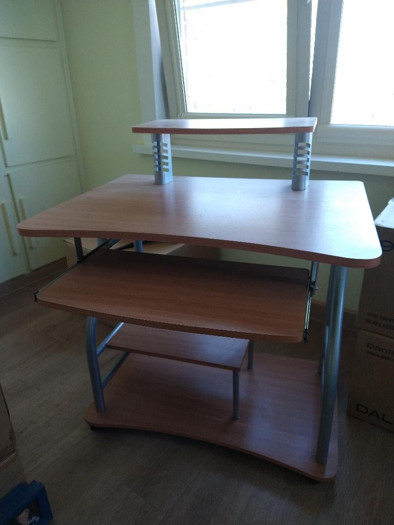 table d'ordinateur à récupérer GRATUITEMENT !, Enlèvement, Utilisé