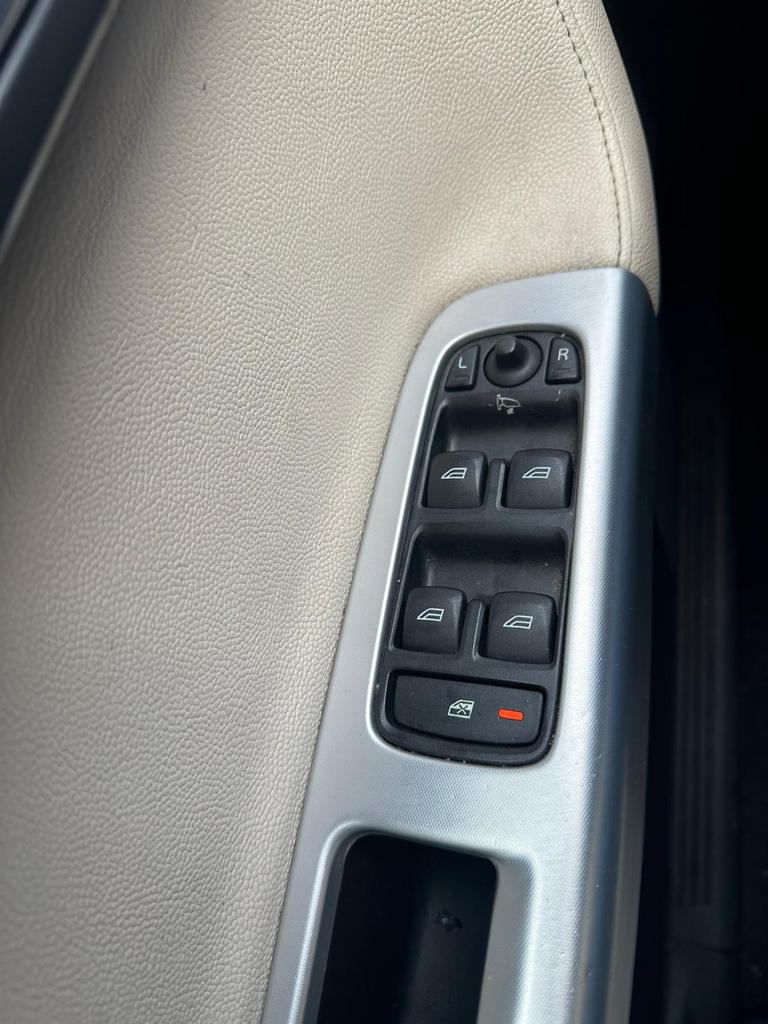 Volvo v50 automatique, Auto's, Euro 5, Beige, Zwart, Leder